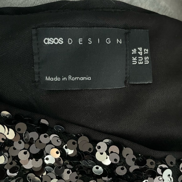 ASOS brand, black sequin skirt - Picture 3 of 4